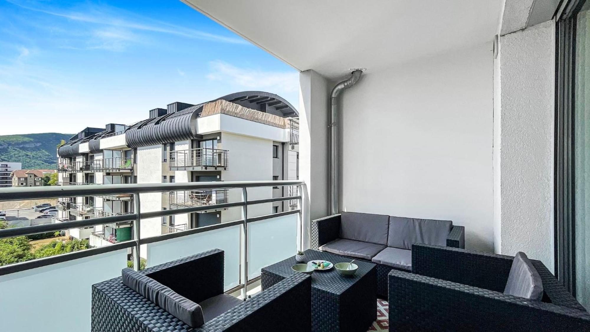 Homey Chloe - New - Parking Gratuit - Balcon Prive - Proche Geneve Annemasse Eksteriør bilde