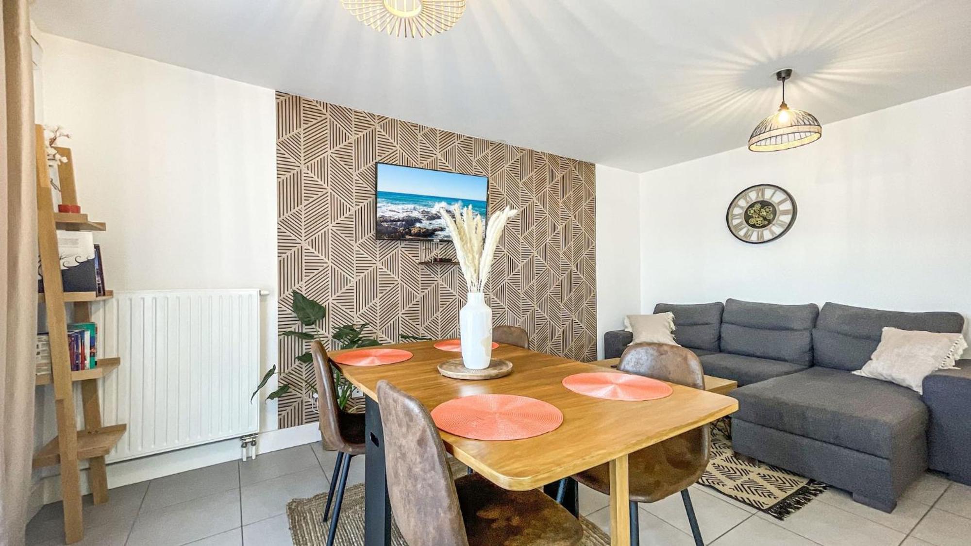 Homey Chloe - New - Parking Gratuit - Balcon Prive - Proche Geneve Annemasse Eksteriør bilde