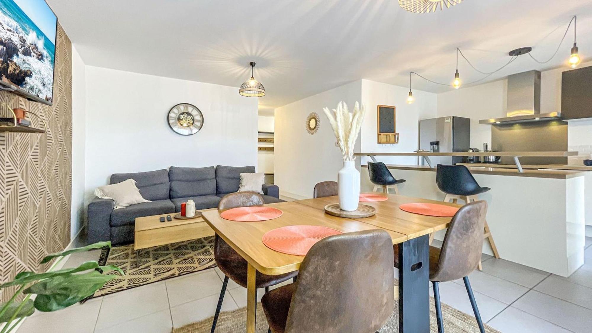 Homey Chloe - New - Parking Gratuit - Balcon Prive - Proche Geneve Annemasse Eksteriør bilde